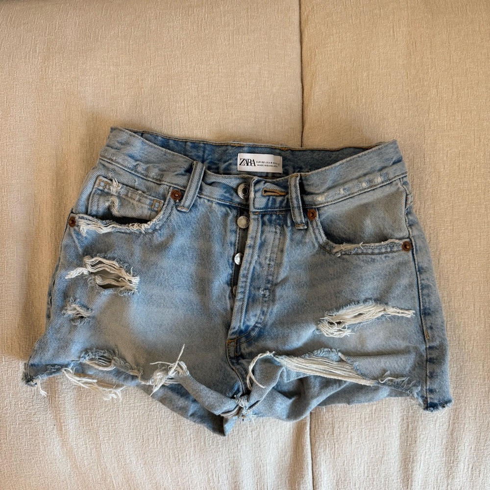 Zara Women's Distressed Denim Shorts